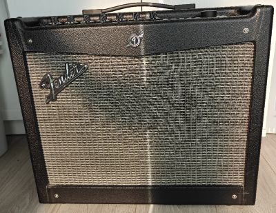 Wzmacniacz Fender Mustang III V.2